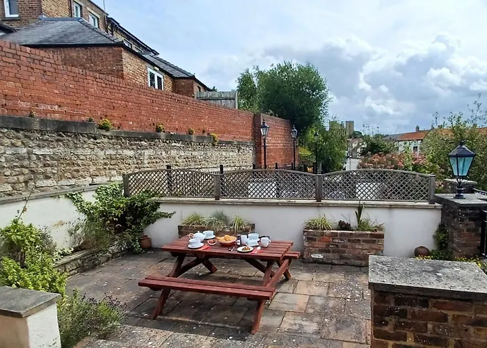 Central Ripon Apartment - View Of The Cathedral!
